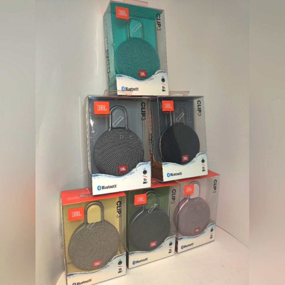 JBL Clip 5 Portable Speakers